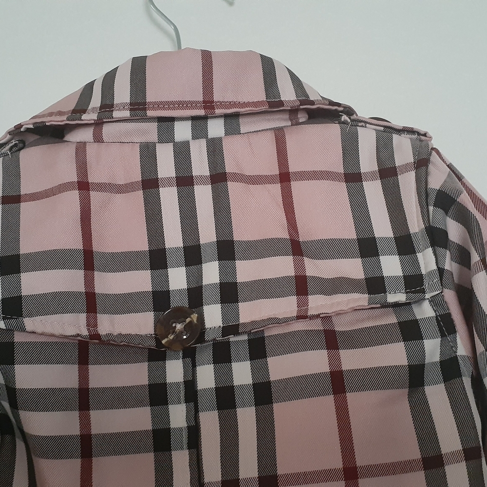 Burberry coat - Picture 8 of 12